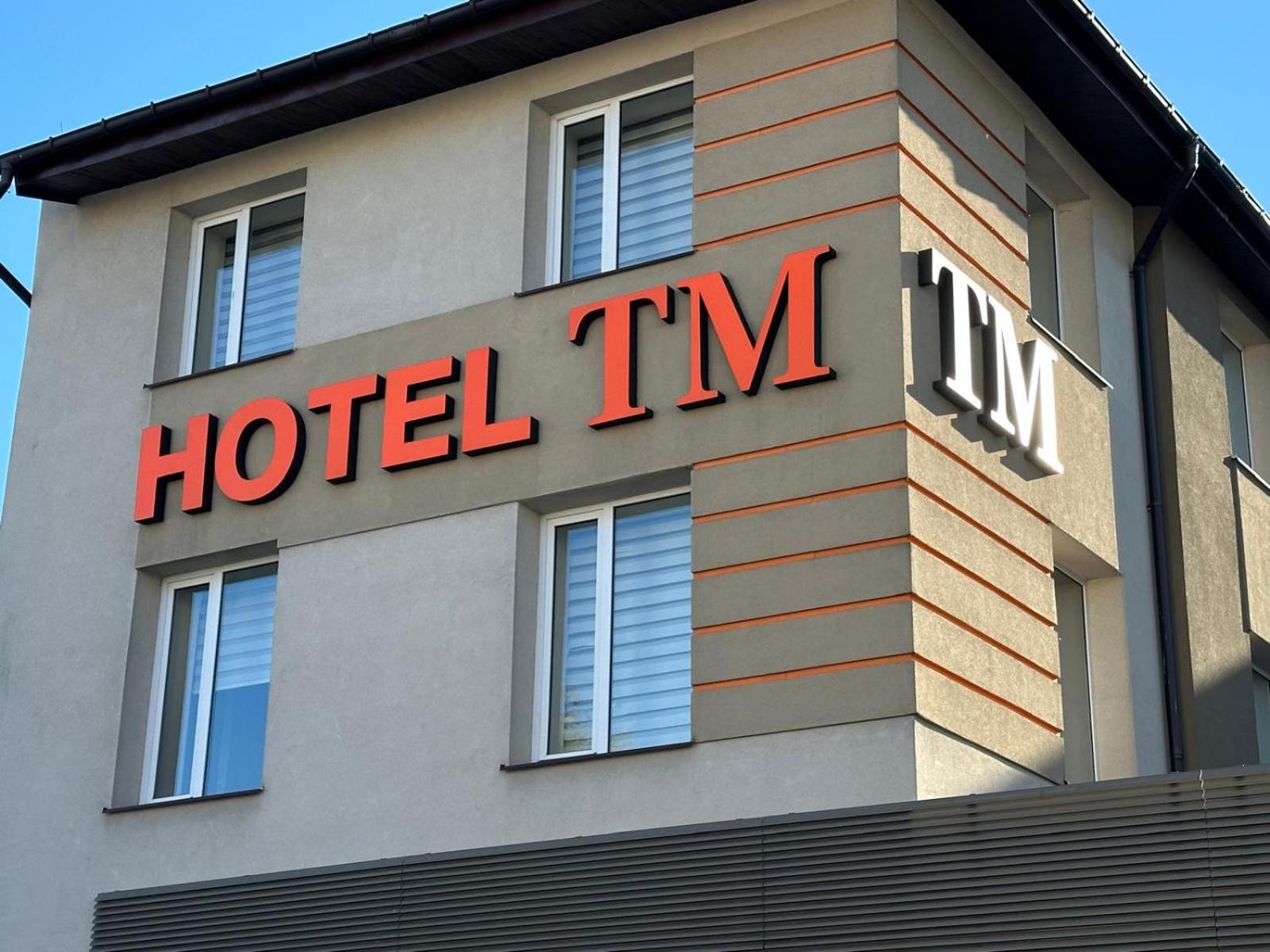 Hotel Tm Радом Екстериор снимка