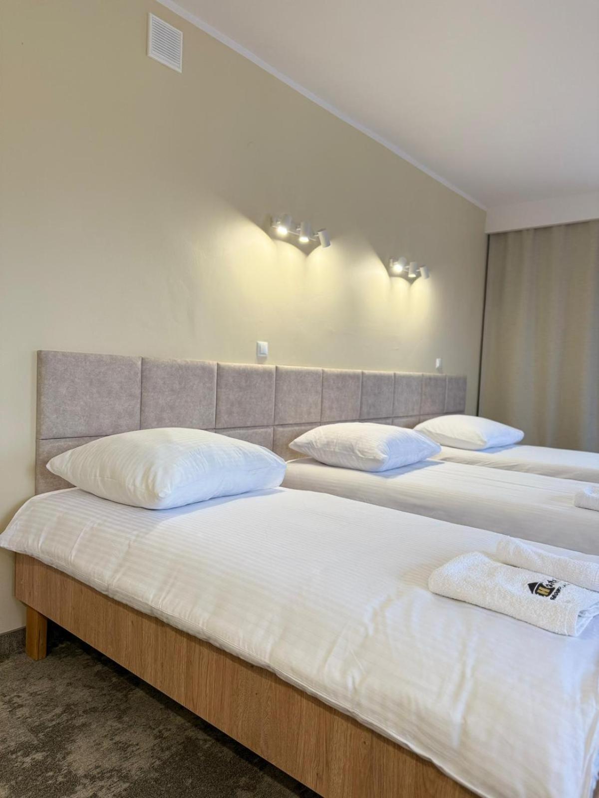 Hotel Tm Радом Екстериор снимка