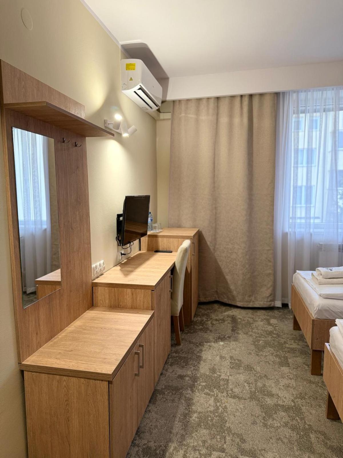 Hotel Tm Радом Екстериор снимка